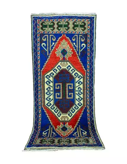 Handwoven Taşpınar Root Dye Runner Carpet with PGI