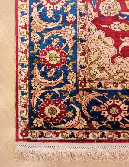 Sultanahmet Model 100% Silk Carpet 102 x 150 cm